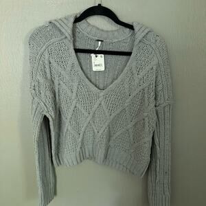 NWT FREE PEOPLE Grey Traveler Cable Pullover Size Small casual comfort fall